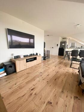 Foto - Moderne 2-Zimmer-Dachgeschosswohnung mit Stellplatz