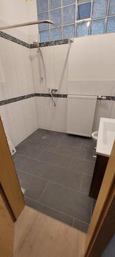 Foto - Gemütliche ebenerdige neue 60 qm EG-Wohnung m. Freisitz zu vermieten