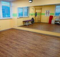 Großer Praxis.-Arbeitsraum - 500,00 EUR Kaltmiete, in Burghausen (PLZ: 84489)