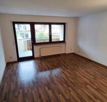 2,5 Zimmer Wohnung mit Balkon in Hemmingen 71282 - Leonberg