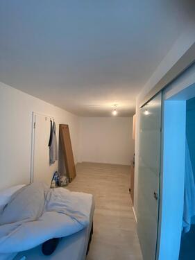 Foto - 1 Zimmer Wohnung neu renoviert - 585,00&nbsp;EUR Kaltmiete, ca.&nbsp; 20,00&nbsp;m&sup2;