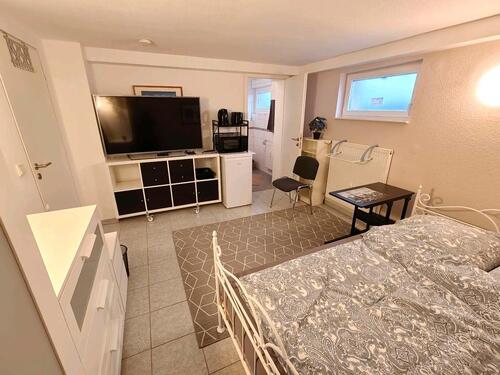 Foto - 1 Zimmer mit Bad, nur als Zweitwohnung z.B. für Pendler