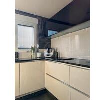 Moderne Wohnung für Grenzgänger: 90m², Süd-Balkon, Klima & Garage - Saarbrücken West