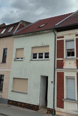 Foto - 5 Zimmer Mehrfamilienhaus, Wohnhaus zum Kaufen in Zerbst (Anhalt)