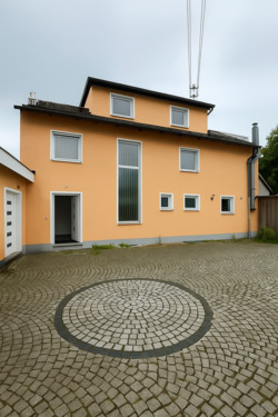 Foto - Mehrfamilienhaus mit Entwicklungspotenzial und Teilung