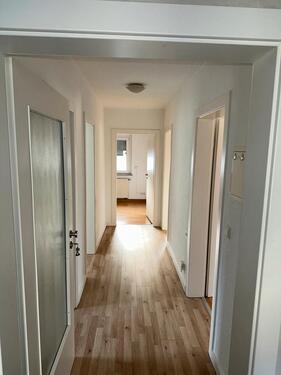 Foto - Helle und Moderne 3-Zimmer WHG im Zentrum von Geislingen