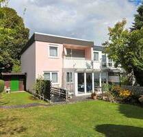 Familienfreundliches Haus mit Wintergarten und Garten in Schwalba - Schwalbach am Taunus