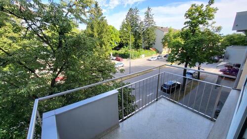 Foto - Helle 2 Zimmer Balkon-Wohnung Obersendling nahe U-Bahn