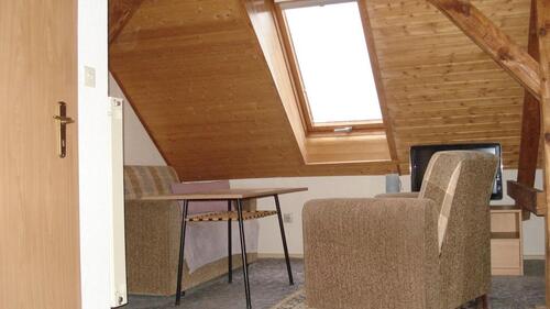 Foto - StudentenAzubiMonteur Zimmer Bln.Treptow