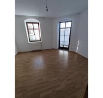 Zentrale 4-Zimmer-Wohnung im Herzen von Oschatz mit direktem Blick auf den Neumarkt