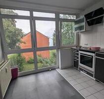 Helle 2-Zimmerwohnung mit EBK, Stellplatz & viel Licht – ab 01.05 - Eschweiler