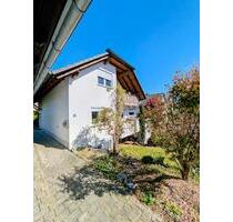 Großzügiges Einfamilienhaus, viel Potenzial – ideal für Familien - Laubach