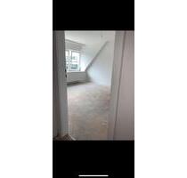 1 Zimmer Wohnung ab 1.4.26 36qm DG Appartment - Hannover Mitte