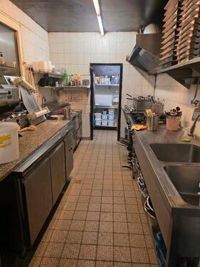 Foto - schnitzel haus pizzeria - 65,00&nbsp;EUR Kaltmiete, ca.&nbsp; 120,00&nbsp;m&sup2;