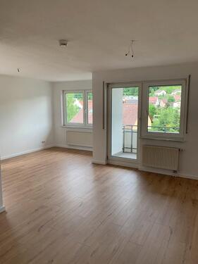Foto - Frisch renovierte 2-Zimmer-Wohnung mit Südbalkon & Stellplatz