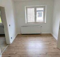 2 Raum Dachgeschosswohnung - 380,00&nbsp;EUR Kaltmiete, ca.&nbsp; 38,00&nbsp;m&sup2; in Essen (PLZ: 45257) Stadtbezirk VIII