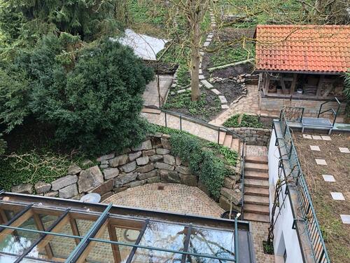 Foto - 3-Fam.Haus für Mehrgenerationswohnen mit Wintergarten gr. Garten