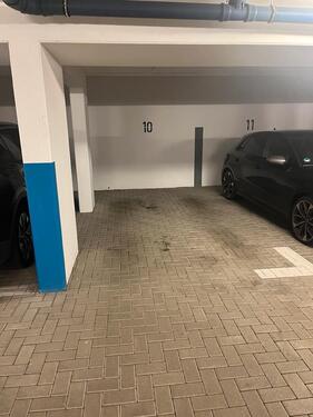 Foto - Tiefgaragenstellplatz mit Fernbedienung zu vermieten