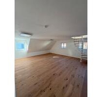 Hochwertige 2-Zimmer-Maisonette-Wohnung in kernsaniertem MFH - Gärtringen