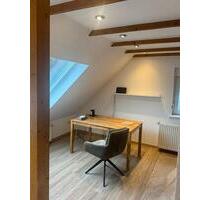 ANFRAGESTOPP ! 2-Zimmer-Dachgeschosswohnung in Detmold-Hiddesen