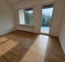 Bad Iburg, kleine Wohnung im 1.OG mit Balkon