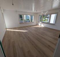 2 Zi.-OG Wohnung (Erstbezug) mit WiGa, Terasse, Balkon & Garage - Niefern-Öschelbronn