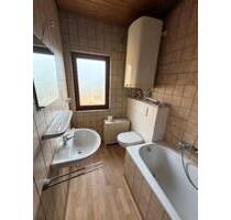 2 Zimmer wohnung 50qm - 390,00&nbsp;EUR Kaltmiete, ca.&nbsp; 50,00&nbsp;m&sup2; in Coburg (PLZ: 96450)