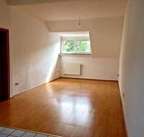 Helle Dachgeschosswohnung in Zentraler Lage am Wasserturm-MG - Mönchengladbach Ost