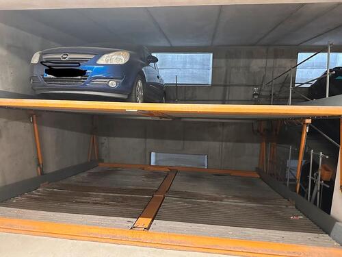 Foto - Tiefgaragenstellplätze, PKW, Stellplatz, Garage