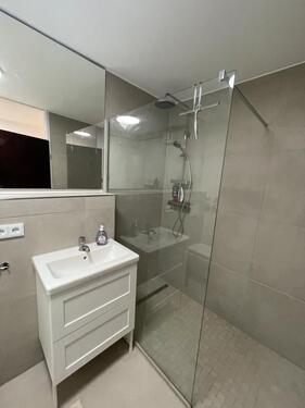 Foto - Möblierte Wohnung ink. Fischgrätparkett mit Balkon und Stellplatz