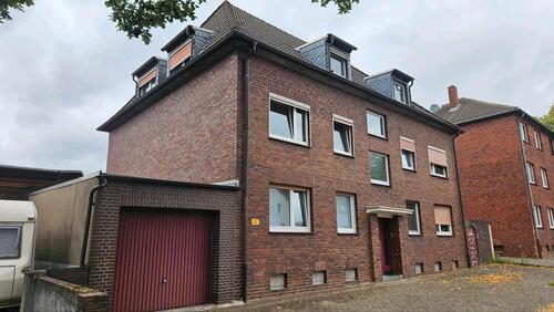 Foto - 10 Zimmer Mehrfamilienhaus, Wohnhaus zum Kaufen in Oberhausen