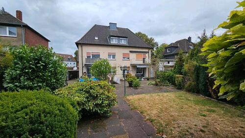 Foto - Mehrfamilienhaus, Wohnhaus in Oberhausen zum Kaufen