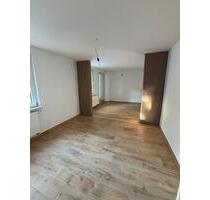 4-Raum Wohnung Schmölln - 1.200,00&nbsp;EUR Kaltmiete, ca.&nbsp; 110,00&nbsp;m&sup2; in Schmölln (PLZ: 04626)