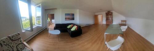 Foto - Schöne, großzügige 2,5 Zimmer DG Wohnung