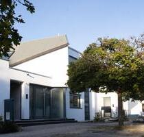 Schöne 2-Zimmer Wohnung mit Einbauküche und Stellplatz - Villingen-Schwenningen Kopsbühl