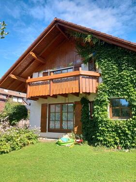 Foto - Helle 2,5 Zimmer DG Wohnung - 800,00 EUR Kaltmiete, ca.  60,00 m²