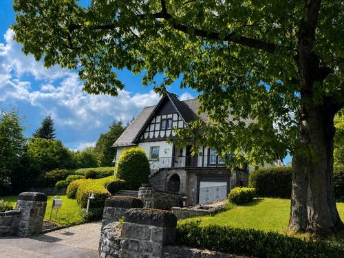 Foto - 8 Zimmer Einfamilienhaus zum Kaufen in Sundern (Sauerland)