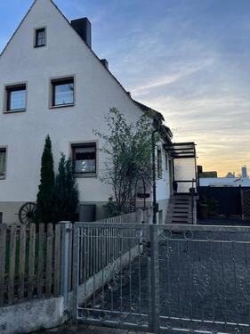 Foto - Zweifamilienhaus-Reiheneckhaus - 279.000,00&nbsp;EUR Kaufpreis, ca.&nbsp; 105,00&nbsp;m&sup2;