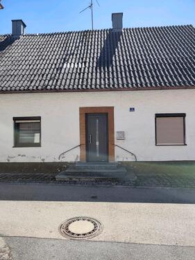 Foto - Einfamilienhaus in Siegenburg - 235.000,00&nbsp;EUR Kaufpreis, ca.&nbsp; 130,00&nbsp;m&sup2;