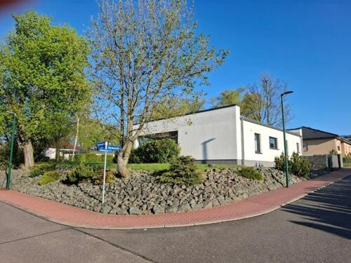 Foto - Barrierefreier massiv Bungalow Energieausweis A+