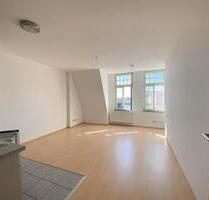 Charmantes 1-Zimmer-Apartment mit Einbauküche - Halle (Saale)