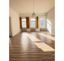 Großzügige 4‑Zimmer‑EG Wohnung in BS‑Zentrums nah Balkon Terrasse - Braunschweig