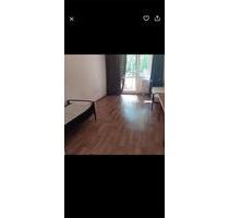 2 Zimmer zu vermieten WG - 450,00&nbsp;EUR Kaltmiete, ca.&nbsp; 25,00&nbsp;m&sup2; in Berlin (PLZ: 13581) Spandau