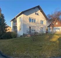 Großzügige 5-Zimmer-Eigentumswohnung mit Garage und Balkon - Zimmern ob Rottweil