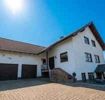 Ein- Familienhaus mit Einliegerwohnung -Provisionsfrei - Beltheim