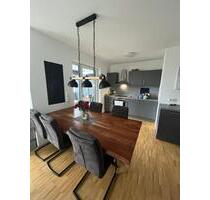 **gutgeschnittene 3-Zimmer-Wohnung mit EBK und Bakon universitätsnah in Regensburg**