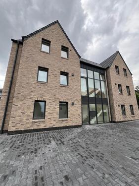 Foto - Erstbezug: Moderne 3-Zimmer-Penthouse-Wohnung mit Balkon