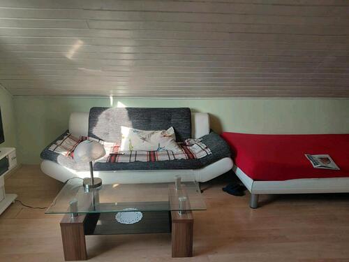 Foto - Dachgeschoßwohnung in Neutraubling zur Miete