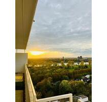 Teilmöbliertes Zimmer mit Domblick in Köln-Poll