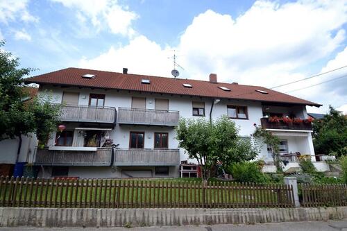 Foto - Sofort Einziehen! Modernes Wohnen im Grünen: 4-Zimmerwohnung mit Balkon in Oberneuching